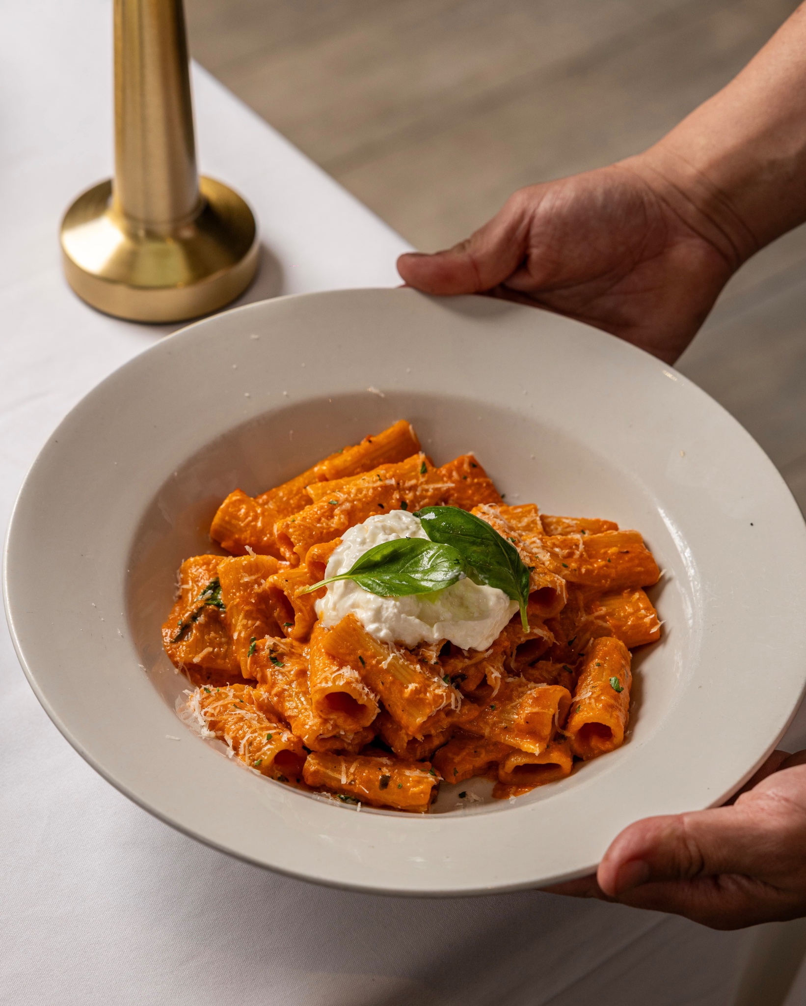 Vodka Rigatoni con Stracciatella